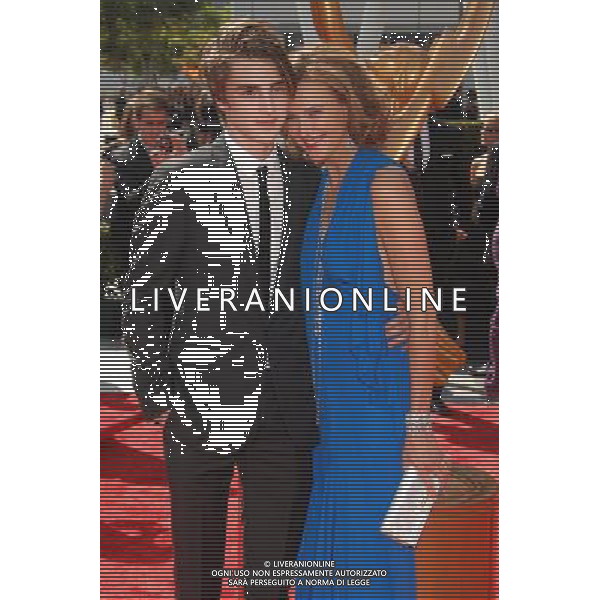 Brenda Strong and son Zak Henri 2011 Primetime Creative Arts Emmy Awards at the Nokia Theatre L.A. Live September 10, 2011 - Los Angeles, California