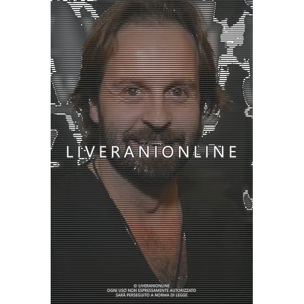 Alfie Boe at Waterstones Oxford to promote his book Alfie My Story Oxford England AG ALDO LIVERANI S A S ONLY ITALY 