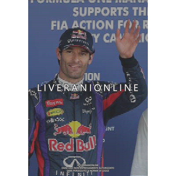 Mark Webber (AUS), Red Bull Racing 12.10.2013. Formula 1 World Championship, Rd 15, Japanese Grand Prix, Suzuka, Japan, Qualifying Day. - www.xpbimages.com, EMail: requests@xpbimages.com - copy of publication required for printed pictures. Every used picture is fee-liable. © Copyright: Charniaux / XPB Images AG ALDO LIVERANI SAS ONLY ITALY