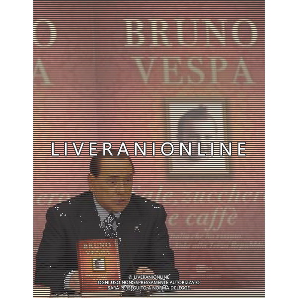 Roma - 04/12/2013 - Tempio di Adriano - Presentazione del nuovo libro di Bruno Vespa - nella foto: Silvio Berlusconi / Ph. Fabrizio Corradetti - Ag. Aldo Liverani sas