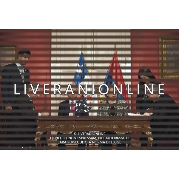 (140711) -- SANTIAGO, July 11, 2014 () -- Chilean President Michelle Bachelet (3rd R) and Armenian President Serzh Sargsyan (3rd L) take part in the signing of a bilateral agreement at La Moneda Palece in Santiago, capital of Chile, on July 11, 2014. Serzh Sargsyan visits Chile with the aim of strengthening bilateral relations between the two countries. (/Jorge Villegas) (jg) (fnc) ©PHOTOSHOT/Agenzia Aldo Liverani sas - ITALY ONLY - EDITORIAL USE ONLY
