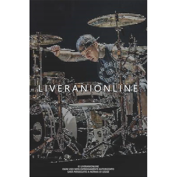Blink 182 - Travis Barker (drums, percussion and lots of tattoos) performing live in concert at the O2 Brixton Academy, London, United Kingdom. Blink 182 will headline Reading and Leeds festivals later in August for the second time in five years. Date: 08/08/2014 AG ALDO LIVERANI SAS ONLY ITALY