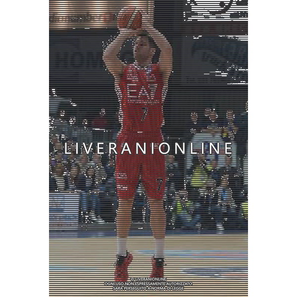 Beko Lega Basket Serie A 2015/2016 Giornata 9 Cucciago (CO) - 29.11.2015 Acqua Vitasnella Cantu\'-EA7 Emporio Armani Milano Nella Foto:Cerella Bruno /Ph.Vitez-Ag. Aldo Liverani