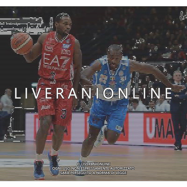 Beko Lega Basket Serie A 2015/2016 Giornata 15 Milano - 02.01.2016 EA7 Emporio Armani Milano-Banco di Sardegna Sassari Nella Foto:lafayette-eyenga /Ph.Vitez-Ag. Aldo Liverani