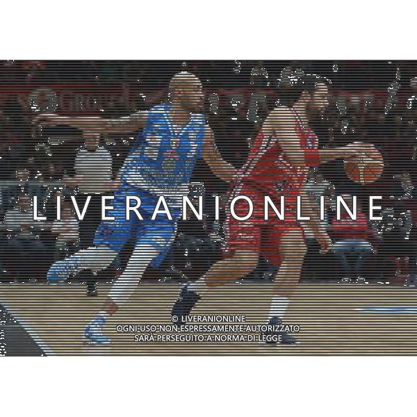 Beko Lega Basket Serie A 2015/2016 Giornata 15 Milano - 02.01.2016 EA7 Emporio Armani Milano-Banco di Sardegna Sassari Nella Foto:simon-logan /Ph.Vitez-Ag. Aldo Liverani