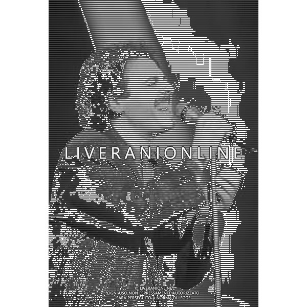 EDUARDO DE CRESCENZO, cantante e musicista italiano - RETROSPETTIVA Nella foto a Sanremo nel 1987 ©ARCHIVIO / AGENZIA ALDO LIVERANI SAS