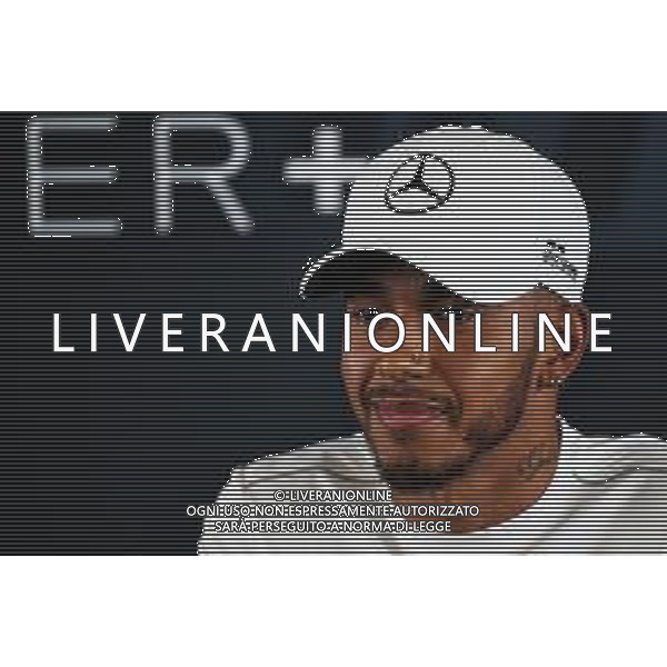 Lewis Hamilton (GBR) Mercedes AMG F1 with the media. 22.02.2018. Mercedes AMG F1 W09 Launch, Silverstone, England. / AGENZIA ALDO LIVERANI SAS - ITALY ONLY EDITORIAL USE ONLY