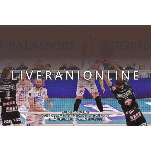 Campionato di Volley Superlega Serie A 2019/2020 Latina, Italia 16/02/2020 Top Volley Latina - Kioene Padova Nella foto: Ezequiel Palacios (Top Volley Cisterna) attacco in pipe