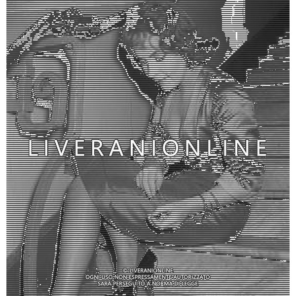GINA LOLLOBRIGIDA ATTRICE ITALIANA - RETROSPETTIVA NELLA FOTO A ROMA NEL 1954 SUL SET DURANTE UNA PAUSA DELLE RIPRESE DEL FILM \' LA ROMANA\' ©ARCHIVIO GIOVANNI LIVERANI / AG. ALDO LIVERANI SAS