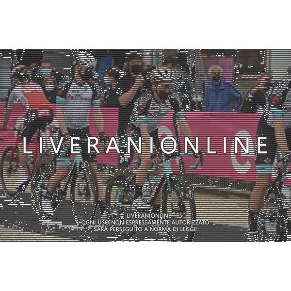 09-05-2021 Giro D\'italia; Tappa 02 Stupinigi - Novara; 2021, Bikeexchange; Yates, Simon; Stupinigi; ©SIROTTI / AGENZIA ALDO LIVERANI SAS