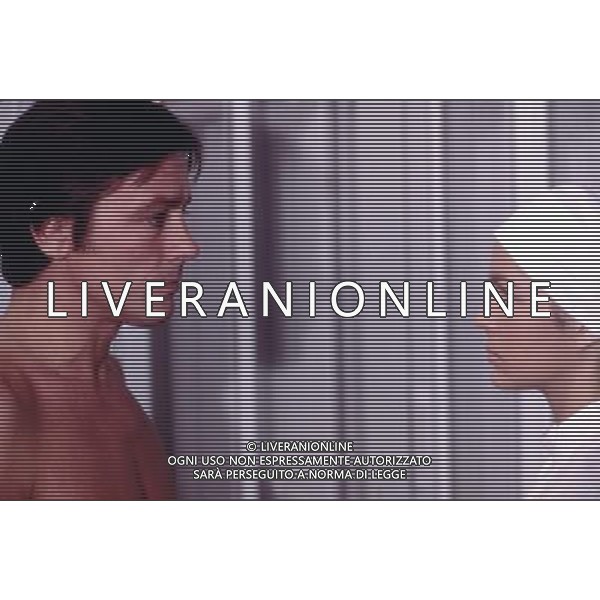 Alain Delon con Jannot Veronique nel film LE TOUBIB archivio Giovanni liverani / AgAldo liverani