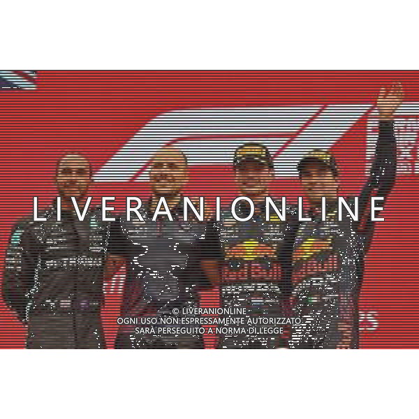 The podium (L to R): Lewis Hamilton (GBR) Mercedes AMG F1, second; Gianpiero Lambiase (ITA) Red Bull Racing Engineer; Max Verstappen (NLD) Red Bull Racing, race winner; Sergio Perez (MEX) Red Bull Racing, third. 20.06.2021. Formula 1 World Championship, Rd 7, French Grand Prix, Paul Ricard, France, Race Day. - www.xpbimages.com, EMail: requests@xpbimages.com © Copyright: Moy / XPB Images/AGENZIA ALDO LIVERANI SAS - ITALY ONLY EDITORIAL USE ONLY