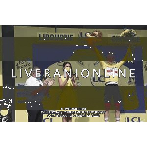 16-07-2021 Tour De France; Tappa 19 Mourenx - Libourne; 2021, Uae - Emirates; Pogacar, Tadej; Merckx, Eddy; Mourenx; ©SIROTTI/AGENZIA ALDO LIVERANI SAS