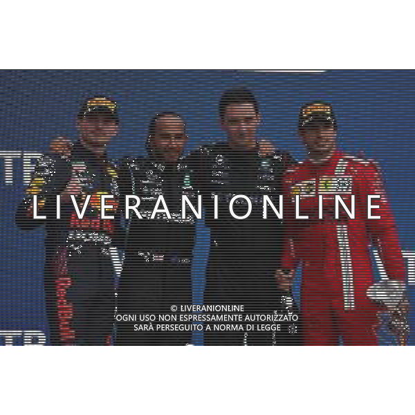 1st place Lewis Hamilton (GBR) Mercedes AMG F1 W12 with 2nd place Max Verstappen (NLD) Red Bull Racing RB16B and 3rd place Carlos Sainz Jr (ESP) Ferrari SF-21. 26.09.2021. Formula 1 World Championship, Rd 15, Russian Grand Prix, Sochi Autodrom, Sochi, Russia, Race Day. - www.xpbimages.com, EMail: requests@xpbimages.com © Copyright: Batchelor / XPB Images/AGENZIA ALDO LIVERANI SAS - ITALY ONLY EDITORIAL USE ONLY