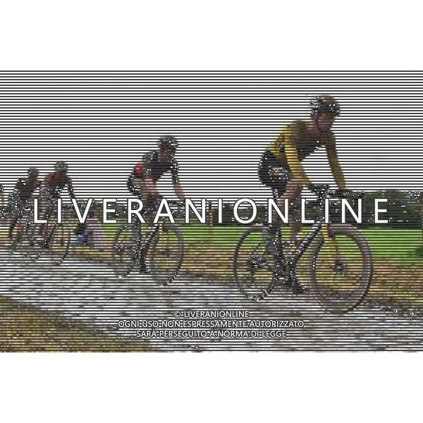 03-10-2021 Paris - Roubaix; 2021, Jumbo - Visma; Van Aert, Wout; FOTO STEFANO SIROTTI-AG ALDO LIVERANI SAS