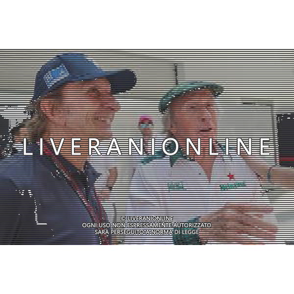 Emerson Fittipaldi (BRA) and Jackie Stewart (GBR) 07.05.2022. Formula 1 World Championship, Rd 5, Miami Grand Prix, Miami, Florida, USA, Qualifying Day. - www.xpbimages.com, EMail: requests@xpbimages.com ¬© Copyright: Charniaux / XPB Images/ AGENZIA ALDO LIVERANI SAS - ITALY ONLY EDITORIAL USE ONLY