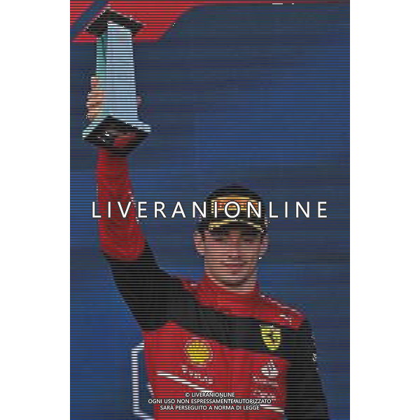 Charles Leclerc (MON) Ferrari celebrates his second position on the podium. 08.05.2022. Formula 1 World Championship, Rd 5, Miami Grand Prix, Miami, Florida, USA, Race Day. - www.xpbimages.com, EMail: requests@xpbimages.com © Copyright: Bearne / XPB Images/AGENZIA ALDO LIVERANI SAS - ITALY ONLY EDITORIAL USE ONLY