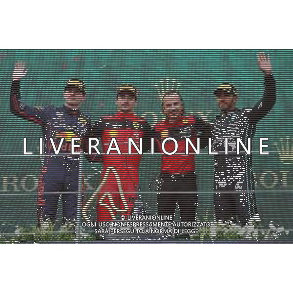 1st place Charles Leclerc (MON) Ferrari F1-75 with 2nd place Max Verstappen (NLD) Red Bull Racing RB18, 3rd place Lewis Hamilton (GBR) Mercedes AMG F1 W13 and Laurent Mekies (FRA) Ferrari Sporting Director. 10.07.2022. Formula 1 World Championship, Rd 11, Austrian Grand Prix, Spielberg, Austria, Race Day. - www.xpbimages.com, EMail: requests@xpbimages.com ¬© Copyright: Batchelor / XPB Images/AGENZIA ALDO LIVERANI SAS - ITALY ONLY EDITORIAL USE ONLY
