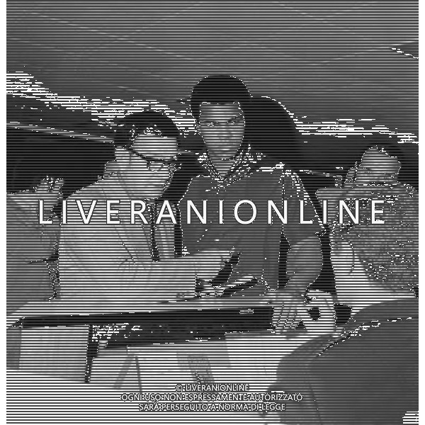 Milano Ottobre 1971 Muhammad Ali\' (Cassius Clay) pugile arriva a Linate con angelo dundee ph archivio giovanni liverani/agenzia aldo liverani