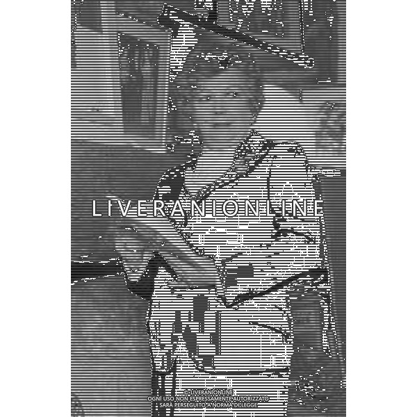RETROSPETTIVA MARIANA FRIGENI CAREDDU SCRITTRICE NELLA FOTO NELLA SUA ABITAZIONE A BERGAMO NOVEMBRE 1976 ©Archivio Giovanni Liverani/AGENZIA ALDO LIVERANI SAS