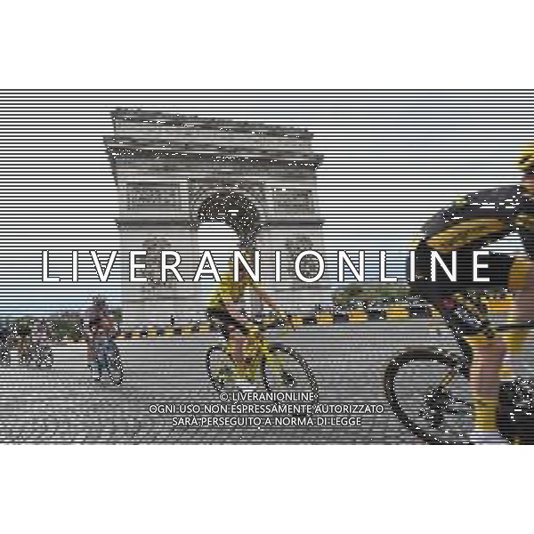 23-07-2023 Tour De France; Tappa 21 Saint Quentin En Yvelines - Paris; 2023, Jumbo - Visma; Vingegaard, Jonas; Paris - Arc De Triomphe; ©SIROTTI/AGENZIA ALDO LIVERANI SAS