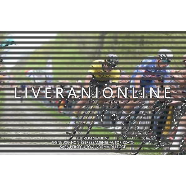 07-04-2024 Paris - Roubaix; 2024, Alpecin - Deceuninck; 2024, Visma - Lease A Bike; Philipsen, Jasper; Arenberg; ©SIROTTI / AGENZIA ALDO LIVERANI SAS